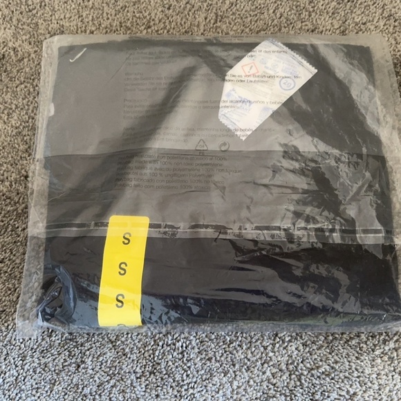 FILA Ladies' Training Hoodie color : black - Picture 5 of 5